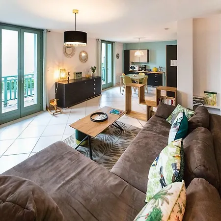 Apartment Annecy-pavillon *